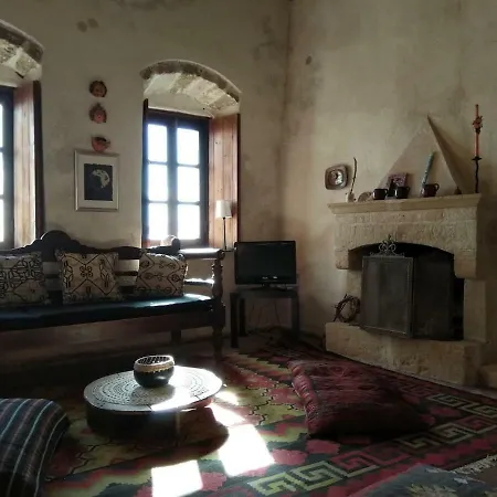 Old Traditional House In The Castle Of Monenvasia Apartment Monemvasia